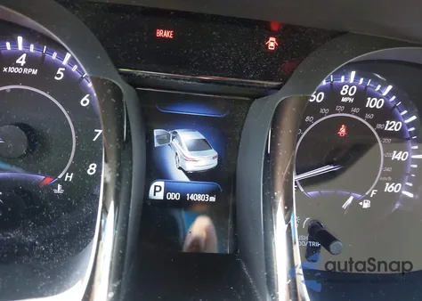 2014 Toyota Avalon Xle Touring z USA, uszkodzony, nr VIN 4T1BK1EB8EU131272